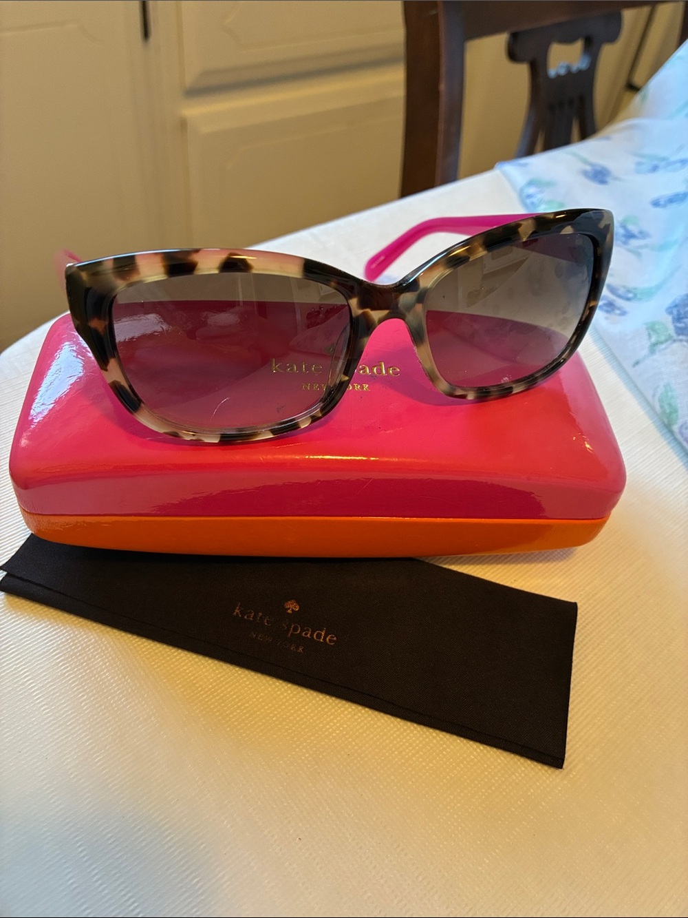 kate spade Tortoiseshell Frame Sunglasses with Pink Gradient Lenses